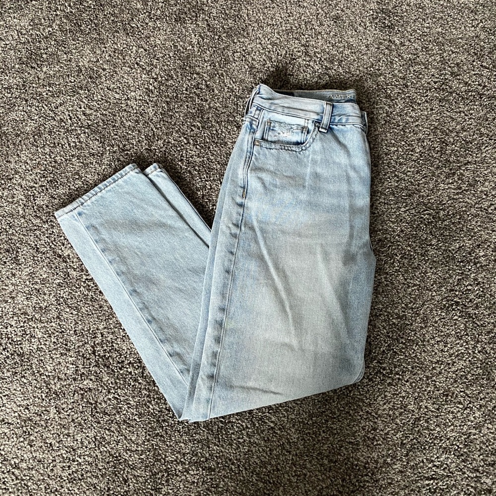American Eagle Mom Jeans
